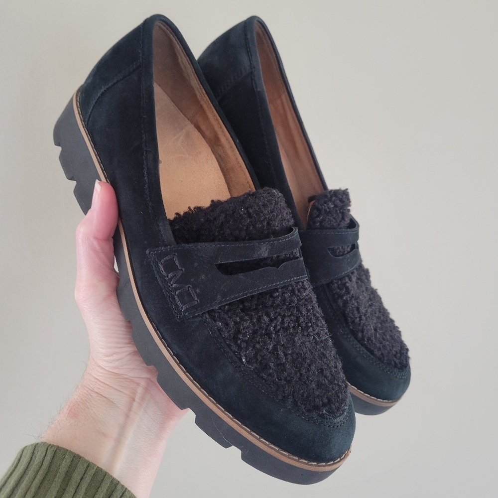 Vionic Suede and Fleece Penny Loafers Lug Sole Size 9 Black